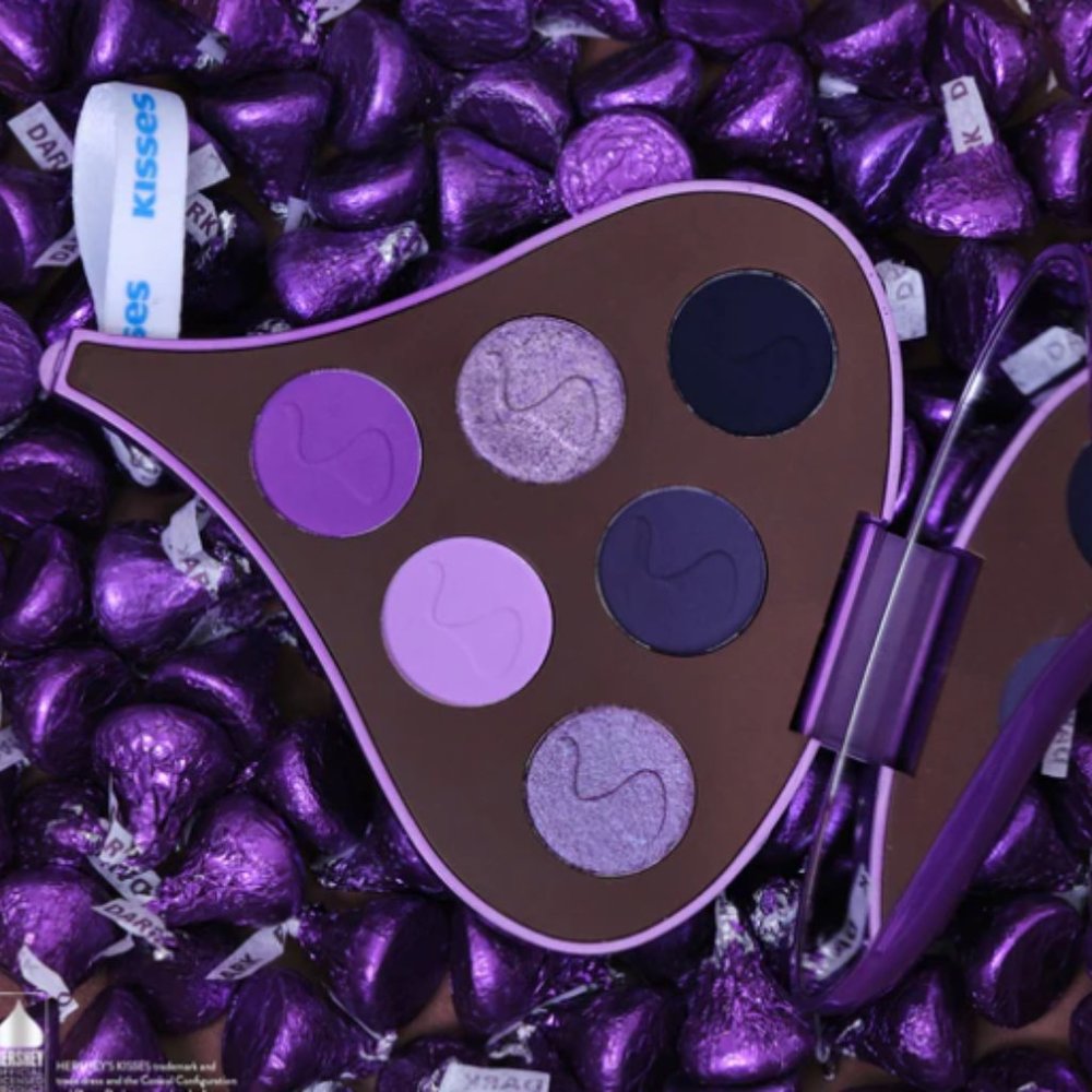 Hershey's Kisses X Glamlite Special Dark Palette